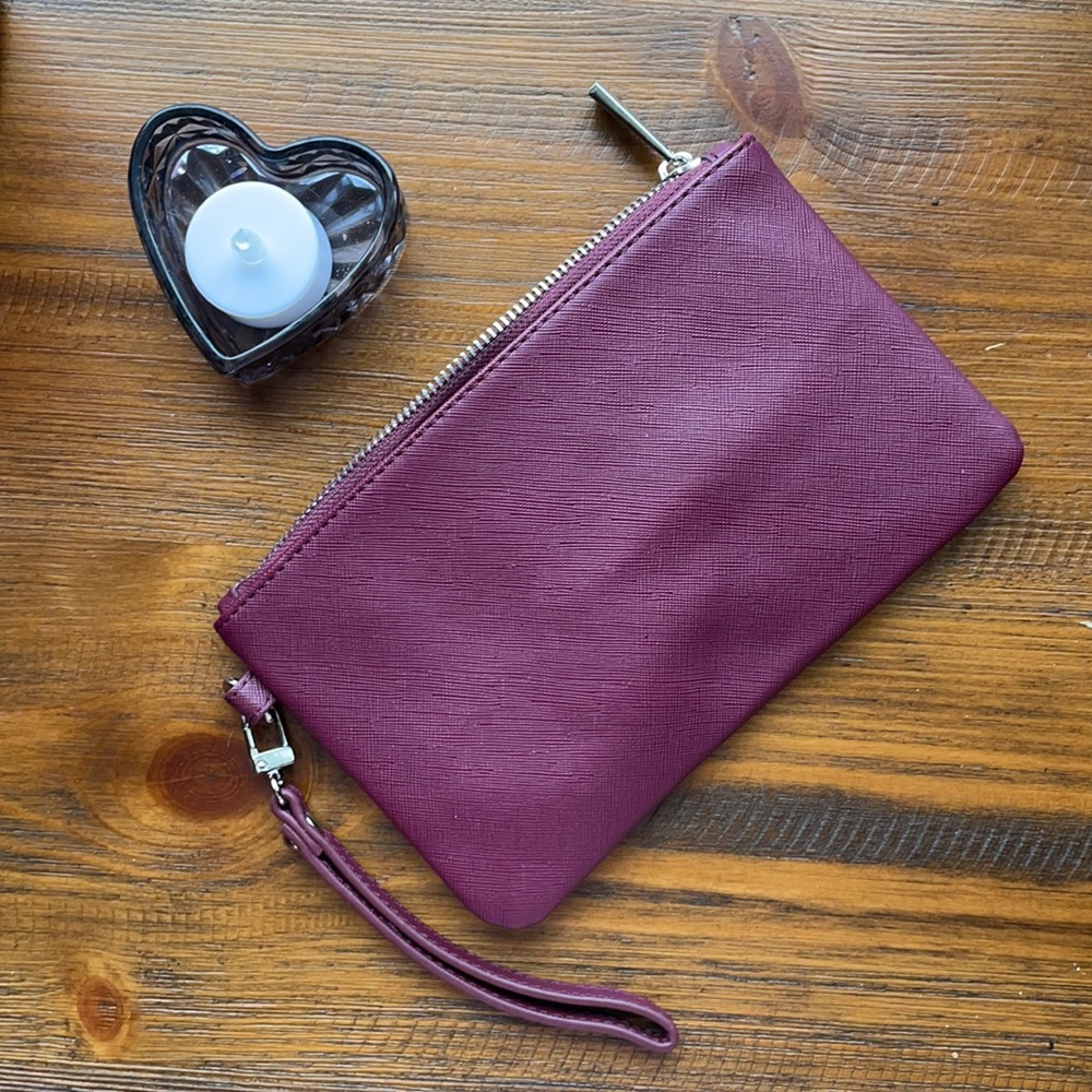 Express / Burgundy clutch and wristlet
